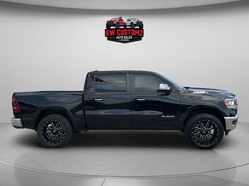 Used 2022 RAM 1500 Laramie AWD/4WD image 8
