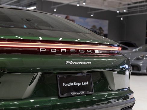 New 2026 Porsche Panamera RWD image 31