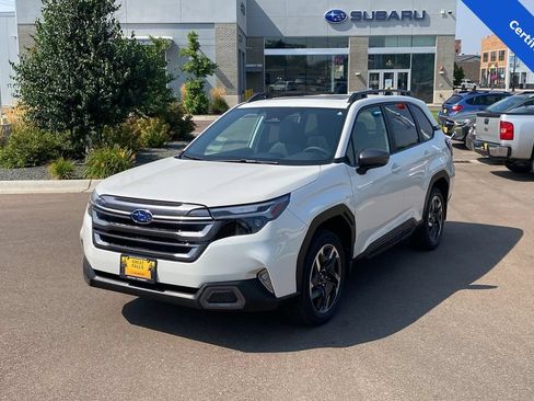 Certified 2025 Subaru Forester Limited AWD/4WD image 1