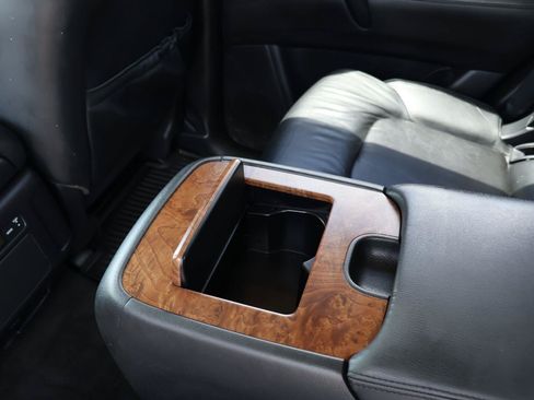 Used 2023 Nissan Armada SL w/ Captain's Chairs Package RWD image 17