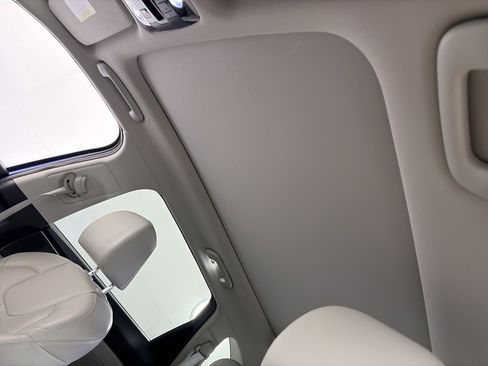 Certified 2023 Kia Sorento SX AWD/4WD image 18