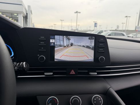 New 2026 Hyundai Elantra SE FWD image 35