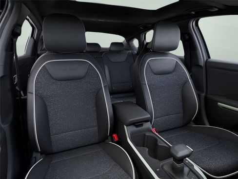 New 2025 Kia K4 GT-Line Turbo w/ GT-Line Premium Package FWD image 15