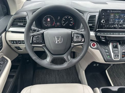 New 2026 Honda Odyssey EX-L image 16