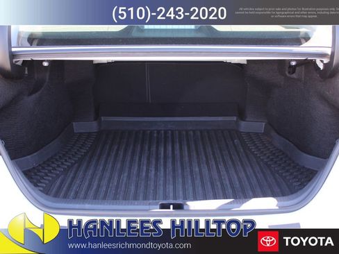Used 2023 Toyota Camry XSE FWD image 10