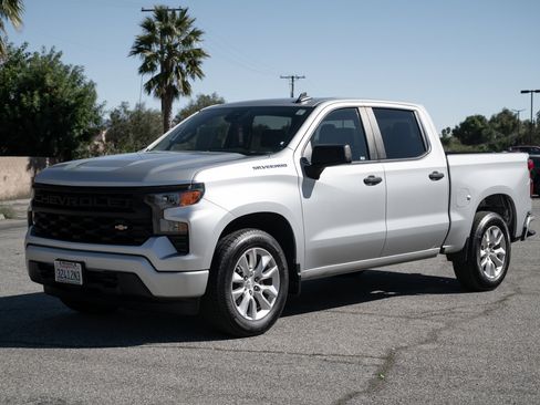 Used 2022 Chevrolet Silverado 1500 Custom image 8