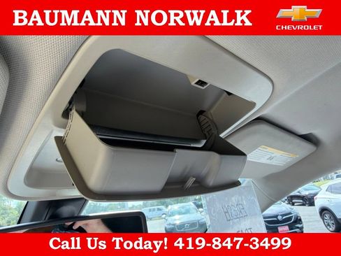 Used 2017 Chevrolet Colorado Z71 AWD/4WD image 31