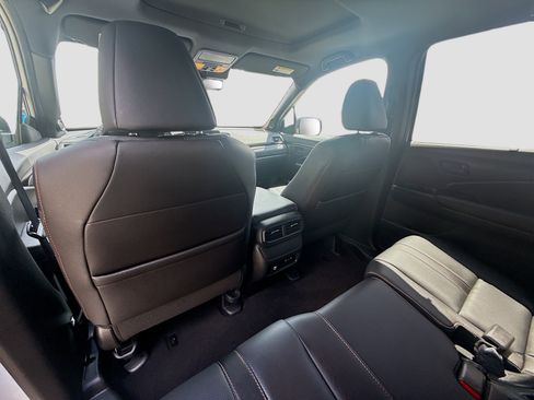 Used 2024 Honda Passport TrailSport image 25