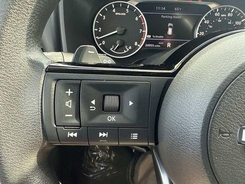 Used 2023 Nissan Rogue SV image 30