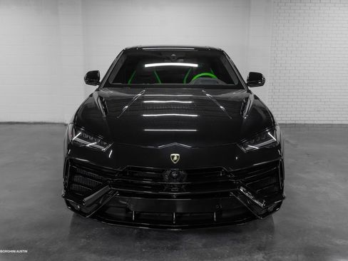 Used 2024 Lamborghini Urus S image 3