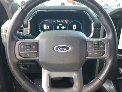 Used 2022 Ford F150 Lariat image 24