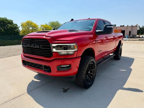 Used 2023 RAM 2500 Laramie w/ Night Edition AWD/4WD image 3