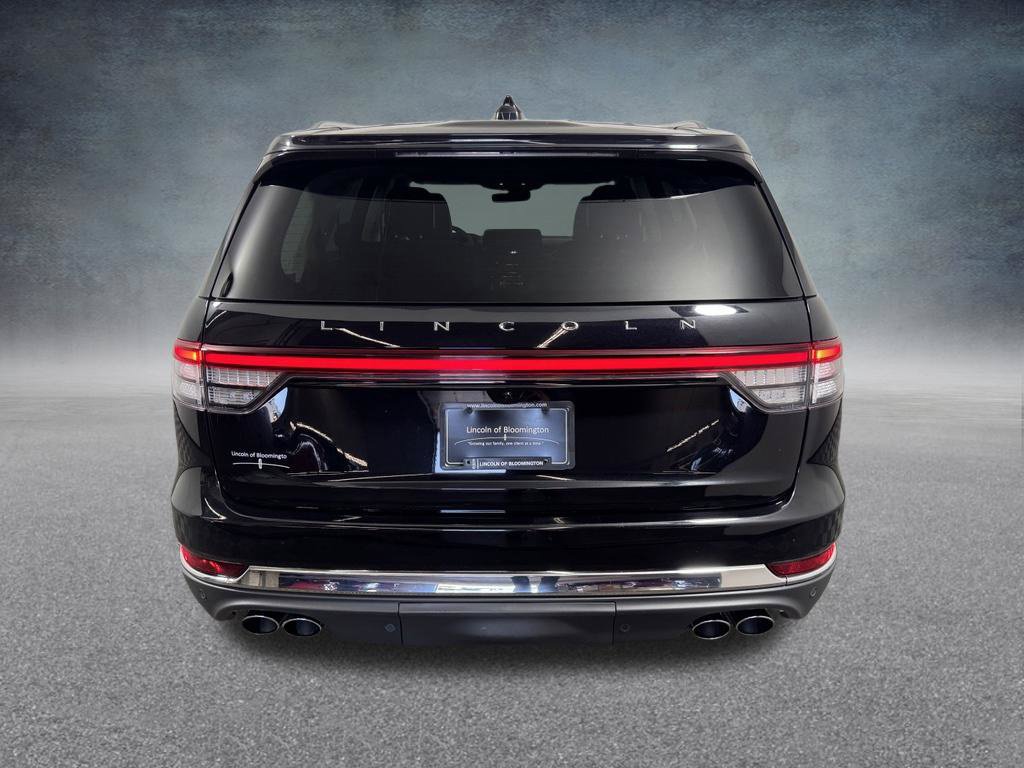 Certified 2025 Lincoln Aviator Reserve AWD/4WD image 4