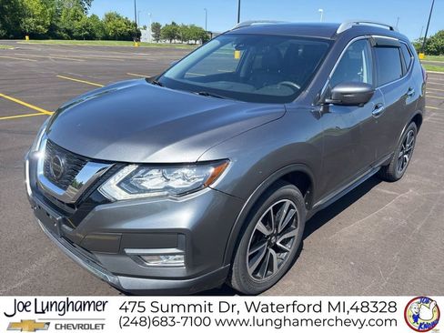 Used 2019 Nissan Rogue SL w/ Premium Package AWD/4WD image 8
