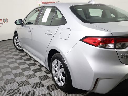 Used 2024 Toyota Corolla LE image 20
