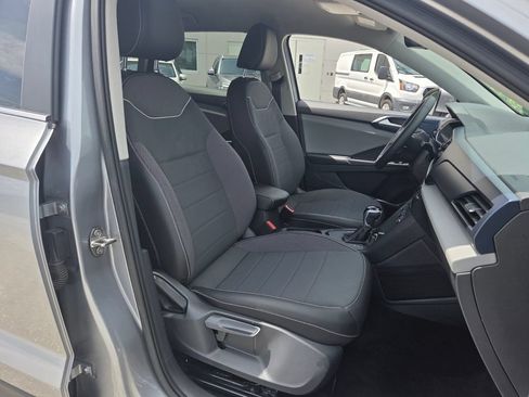 Used 2023 Volkswagen Taos SE FWD image 20