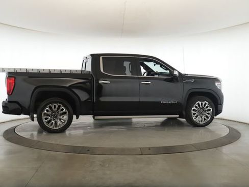Used 2025 GMC Sierra 1500 Denali Ultimate image 6
