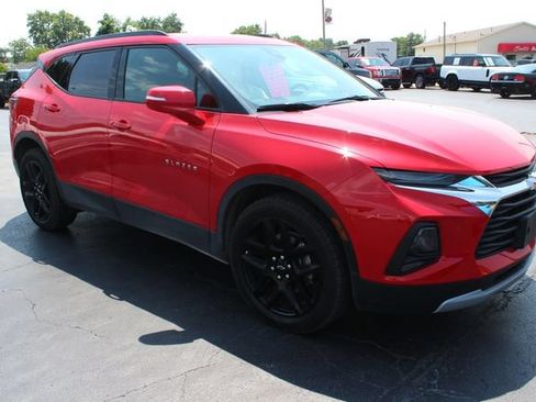 Used 2020 Chevrolet Blazer LT w/ Sound & Technology Package FWD image 5