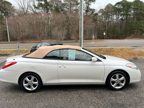 Used 2007 Toyota Solara SLE image 4