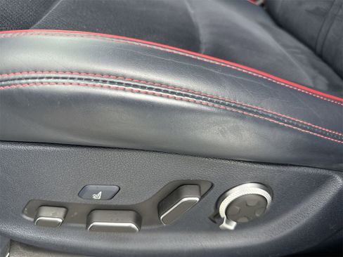 Used 2022 Genesis GV70 3.5T Sport w/ Sport Prestige Package image 34