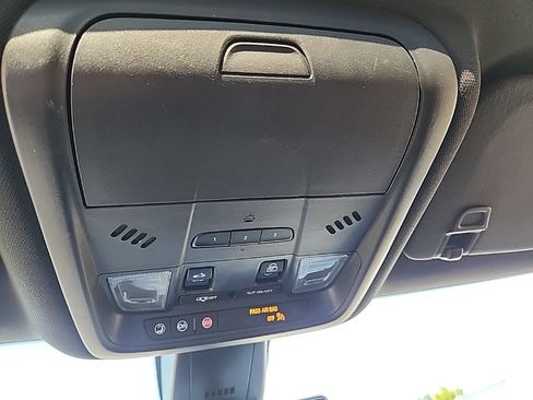 Certified 2020 Chevrolet Blazer RS AWD/4WD image 17