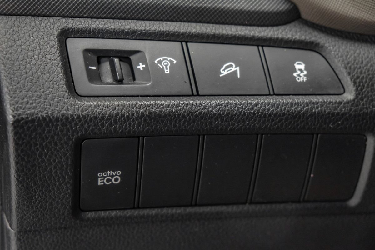 Used 2014 Hyundai Santa Fe Sport w/ Popular Equipment Package 02 FWD image 26