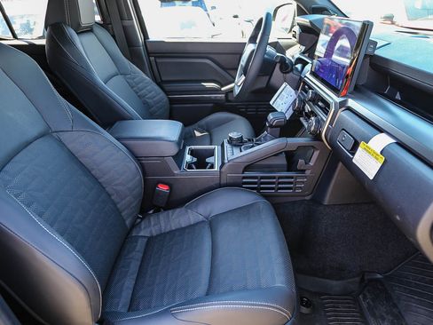 New 2025 Toyota 4Runner TRD Off-Road Premium image 19