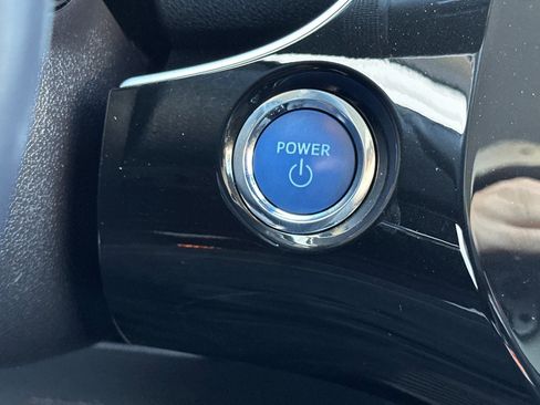 Certified 2021 Toyota Prius Prime LE FWD image 21