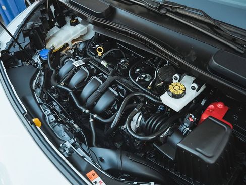 Used 2023 Ford Transit Connect XL image 27