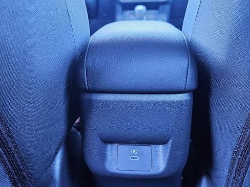 New 2025 Nissan Versa SR w/ Trunk Package image 17