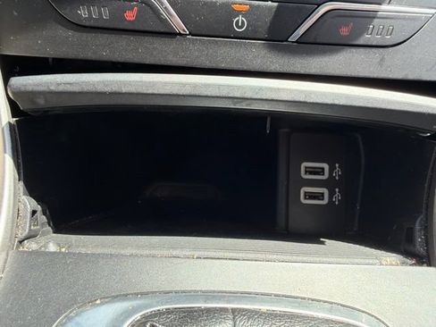 Used 2017 Ford Edge SEL w/ Canadian Touring Package FWD image 35