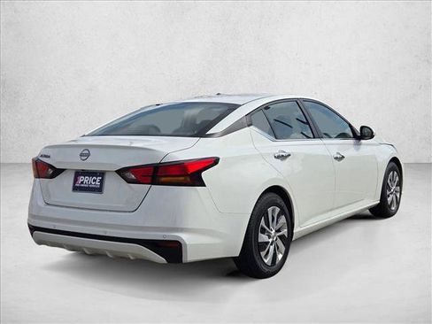 Used 2023 Nissan Altima 2.5 S image 5