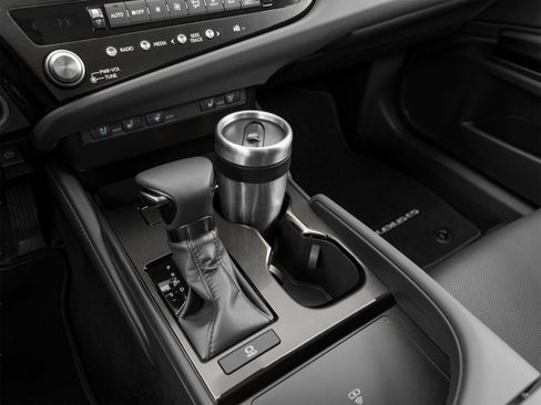 Used 2025 Lexus ES 350 Ultra Luxury FWD image 29