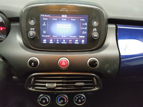 Used 2018 FIAT 500X Trekking image 25