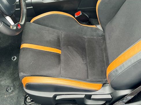 Used 2025 Toyota GR86 Hakone Edition RWD image 18