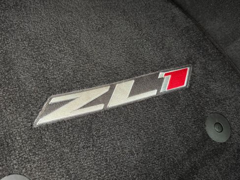 Used 2022 Chevrolet Camaro ZL1 image 84