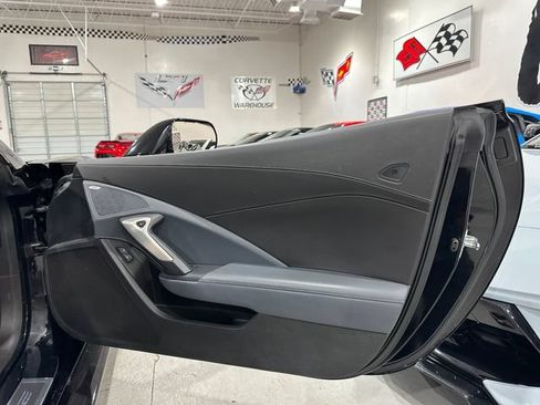 Used 2017 Chevrolet Corvette Z06 RWD image 18