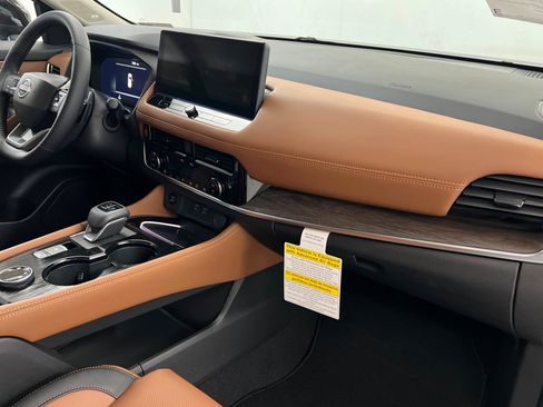 New 2026 Nissan Rogue Platinum w/ Platinum Premium Package image 24