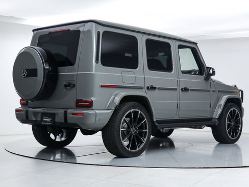 Used 2025 Mercedes-Benz G 550 image 5