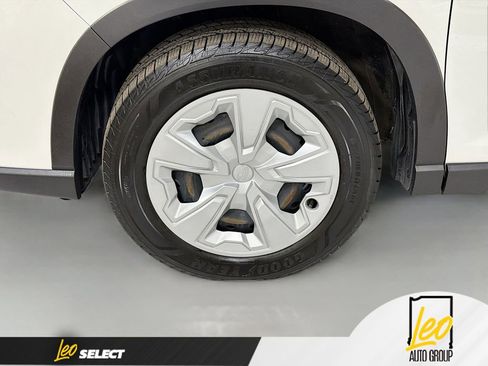 Used 2022 Subaru Forester AWD/4WD image 28