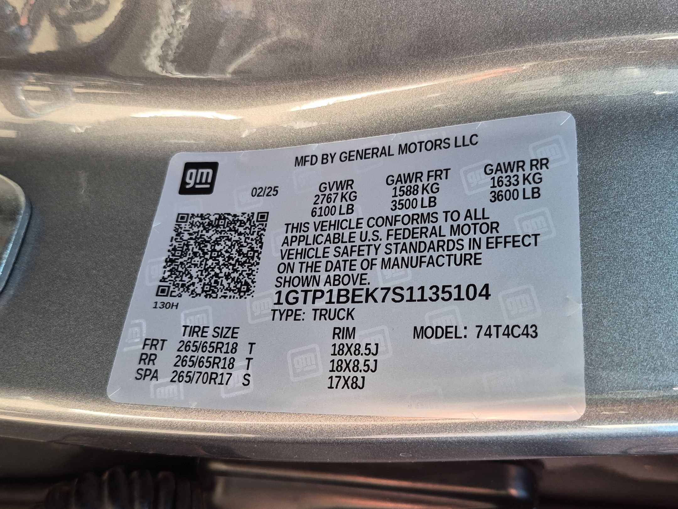 Used 2025 GMC Canyon Elevation RWD image 28