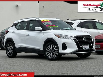 Used 2021 Nissan Kicks SV