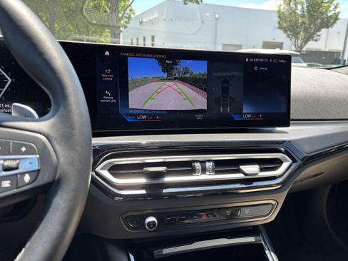 Used 2023 BMW 230i Coupe w/ Convenience Package RWD image 31