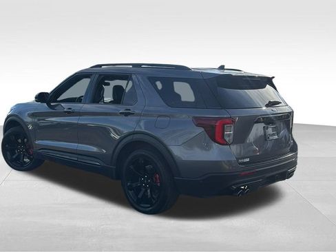 Used 2021 Ford Explorer ST w/ Equipment Group 401A image 5