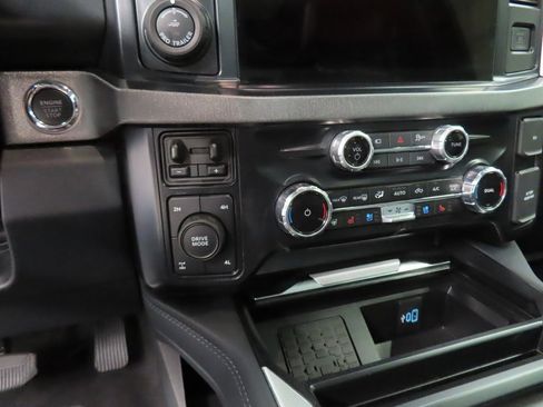 Used 2025 Ford F350 Platinum w/ FX4 Off-Road Package image 65