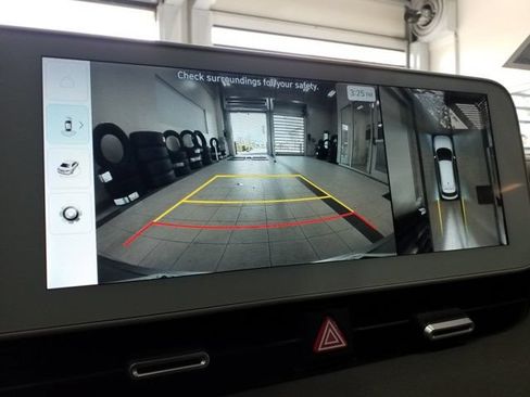 Certified 2024 Hyundai Ioniq 5 Limited RWD image 8