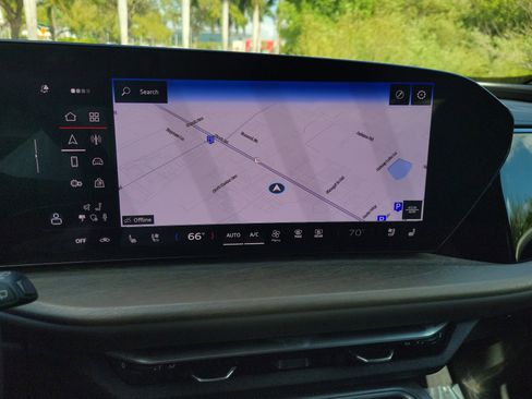 Certified 2025 Audi Q5 Premium Plus w/ Premium Plus AWD/4WD image 23