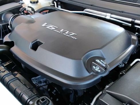 Used 2022 Chevrolet Colorado W/T w/ Custom Special Edition image 23