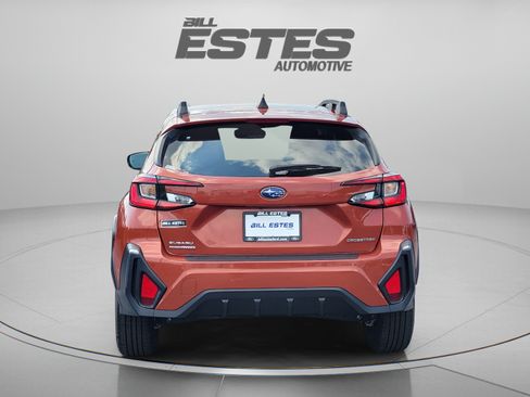 Used 2024 Subaru Crosstrek 2.5i Limited w/ Crosstrek Mirror Package AWD/4WD image 3