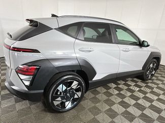 Used 2025 Hyundai Kona SEL FWD video 3